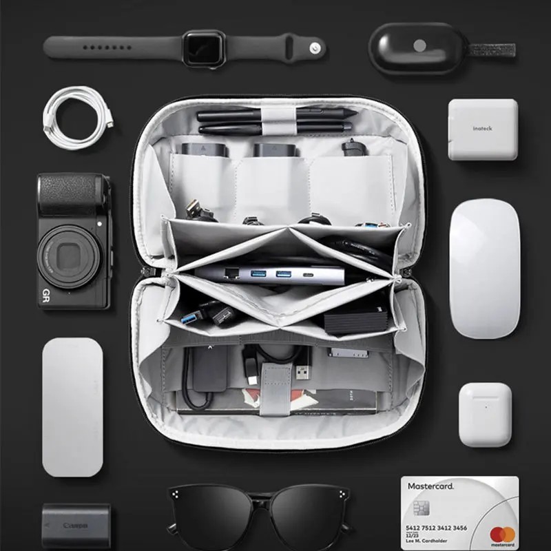 Travel Accessories Us - حقيبة متعددة الاستخدامات لتخزين ملحقات الأجهزة