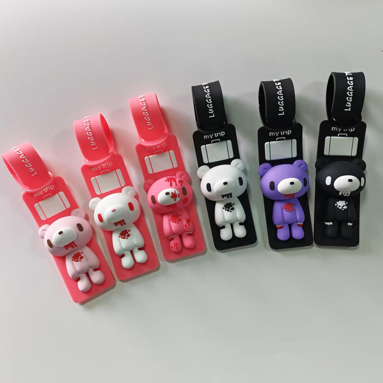 Travel Accessories List - علامة أمتعة سيليكون بتصميم دب كرتوني