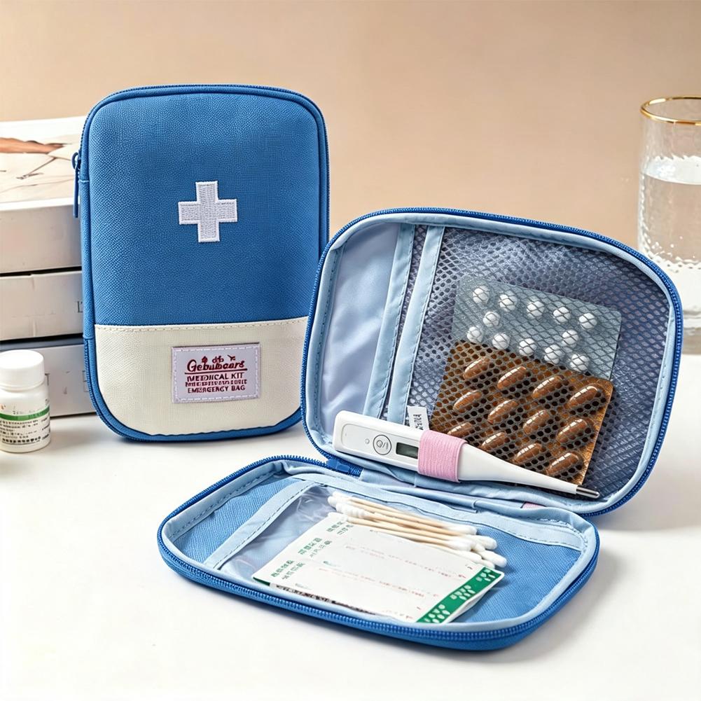 Travel Accessories Kit - حقيبة إسعافات أولية محمولة ذات سعة