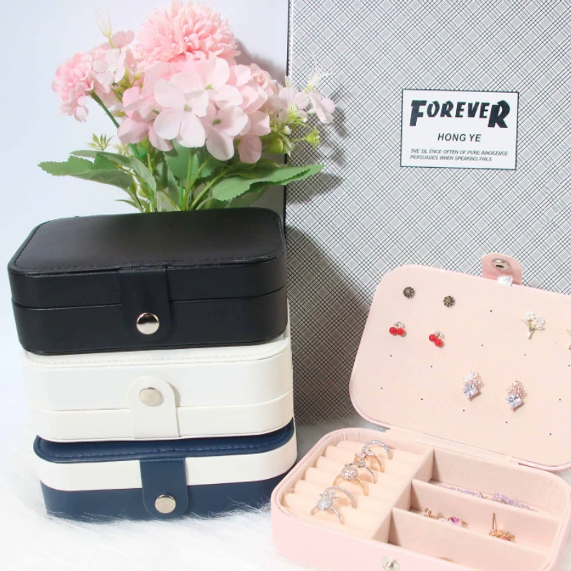 Accessories Travel Jewelry Box - قطعة واحدة: صندوق مجوهرات محمول متعدد