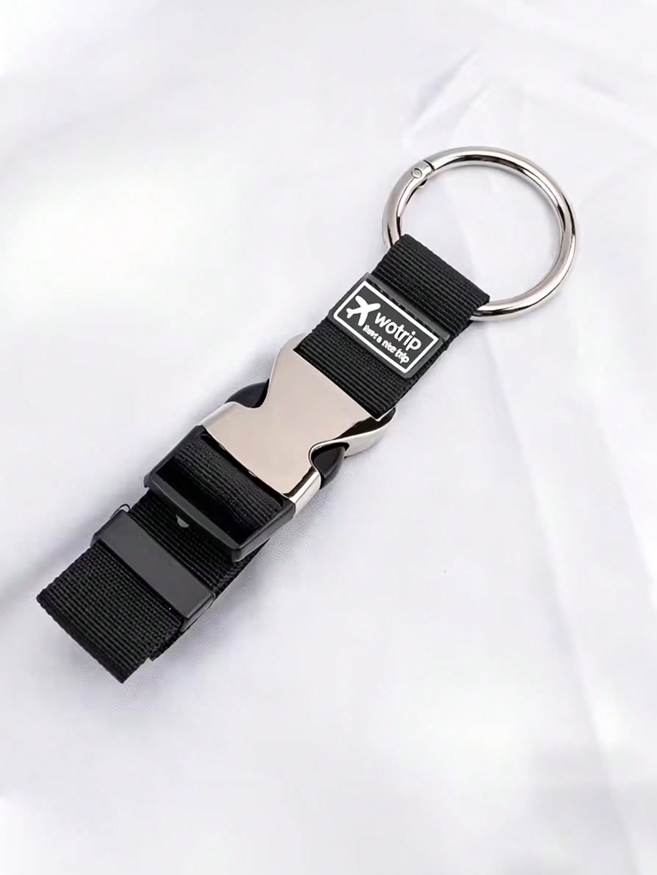 حزام خارجي متعدد الألوان للحقا - مراجعة Travel Accessories Useful وسعره