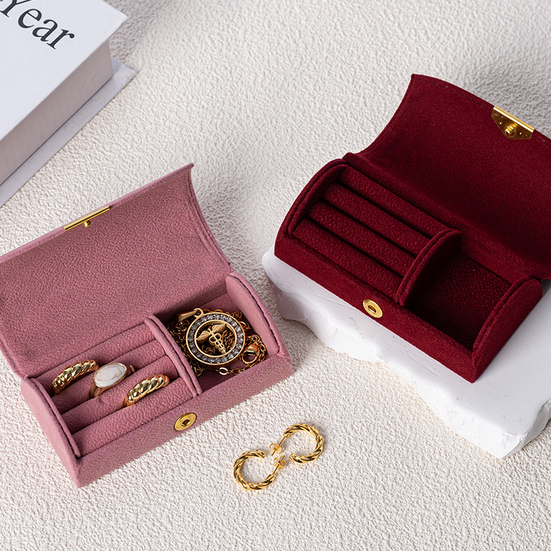صندوق تخزين المجوهرات المحمول  - مراجعة Accessories Travel Jewelry Box وسعره