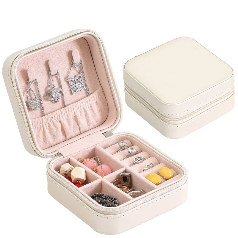 علبة مجوهرات محمولة من البولي  - مراجعة Accessories Travel Jewelry Box وسعره